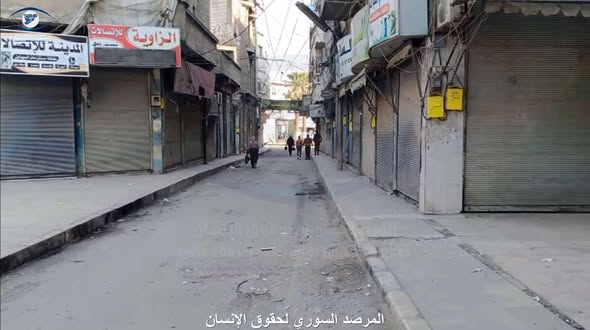 هذه الصور لا تُظهر إضراباً في ريف حمص استجابة لدعوة غزال غزال