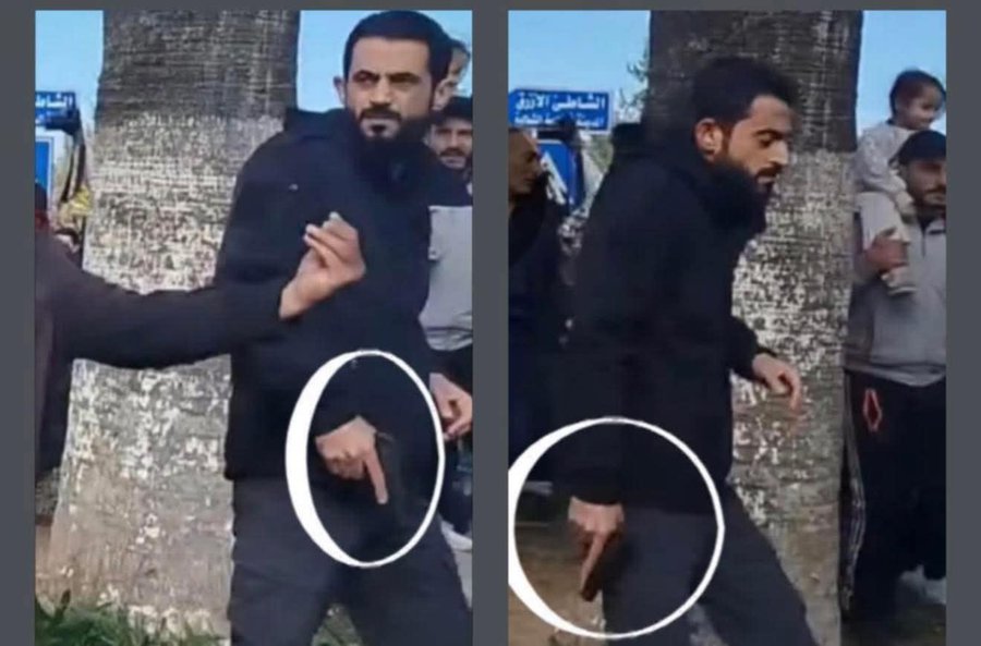 المسلح الظاهر في الصورة ليس من المحتجين العلويين