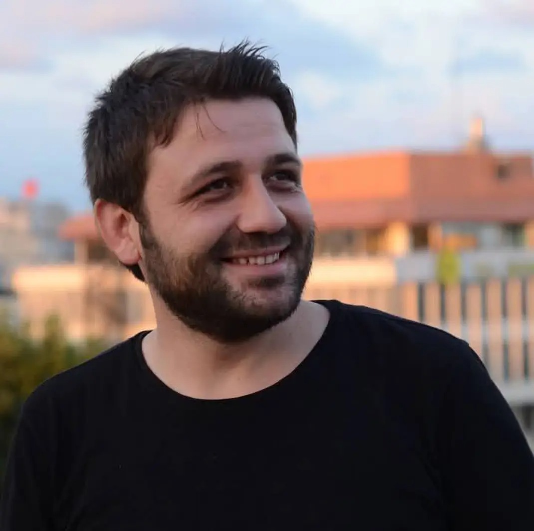 أحمد العقدة