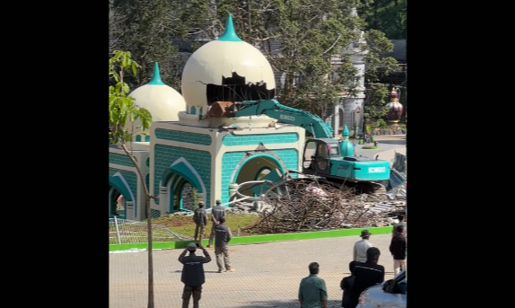 ما حقيقة هدم المزارات الشيعية في الساحل السوري؟