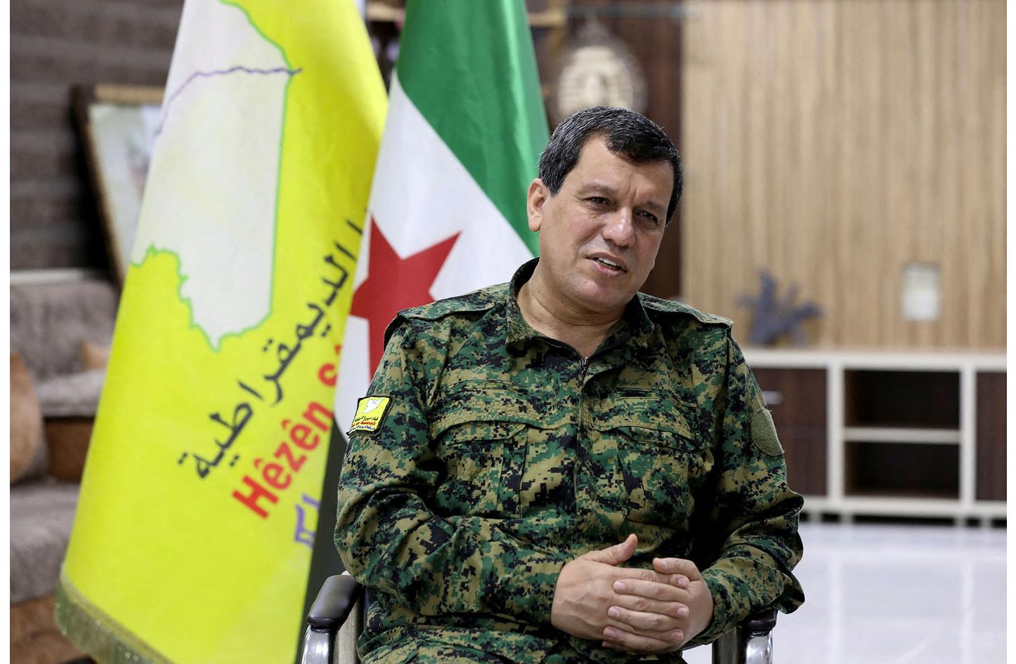 هل صرح مظلوم عبدي إنه يدرس الانسحاب وإعادة التموضع في القامشلي؟