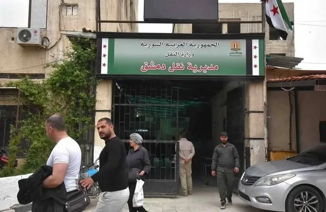 وزارة النقل تنفي صدور قرار بـ"استبدال السيارات" ضمن محافظة دمشق