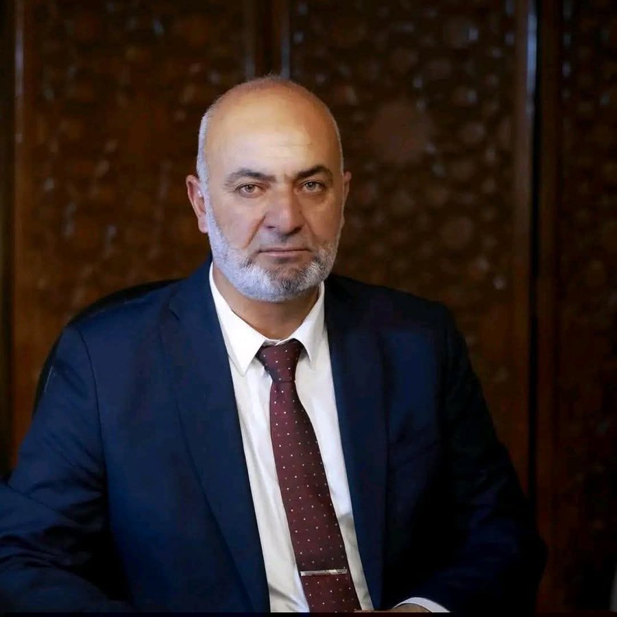 هل قدّم محافظ دير الزور استقالته للرئيس الشرع؟