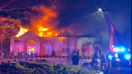 هذا الفيديو لا يظهر احتراق منزل رئيس الوزراء الإسرائيلي