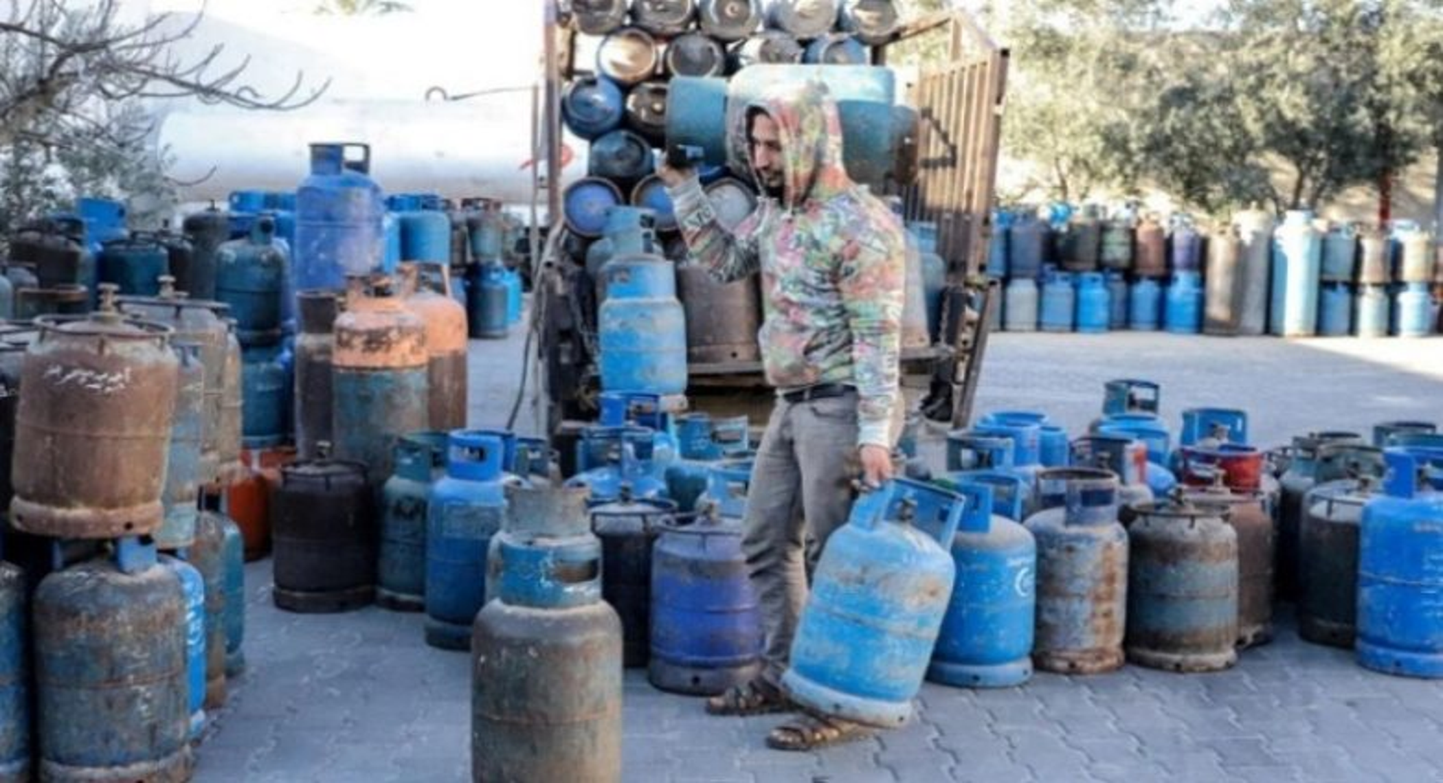 آلية جديدة لتوزيع أسطوانات الغاز في دمشق "عبر دفتر العائلة"