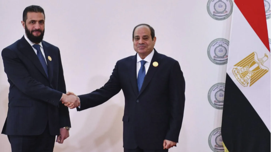 ما صحة الرسالة من السيسي إلى الشرع تدعوه لإحياء الوحدة مع سوريا؟