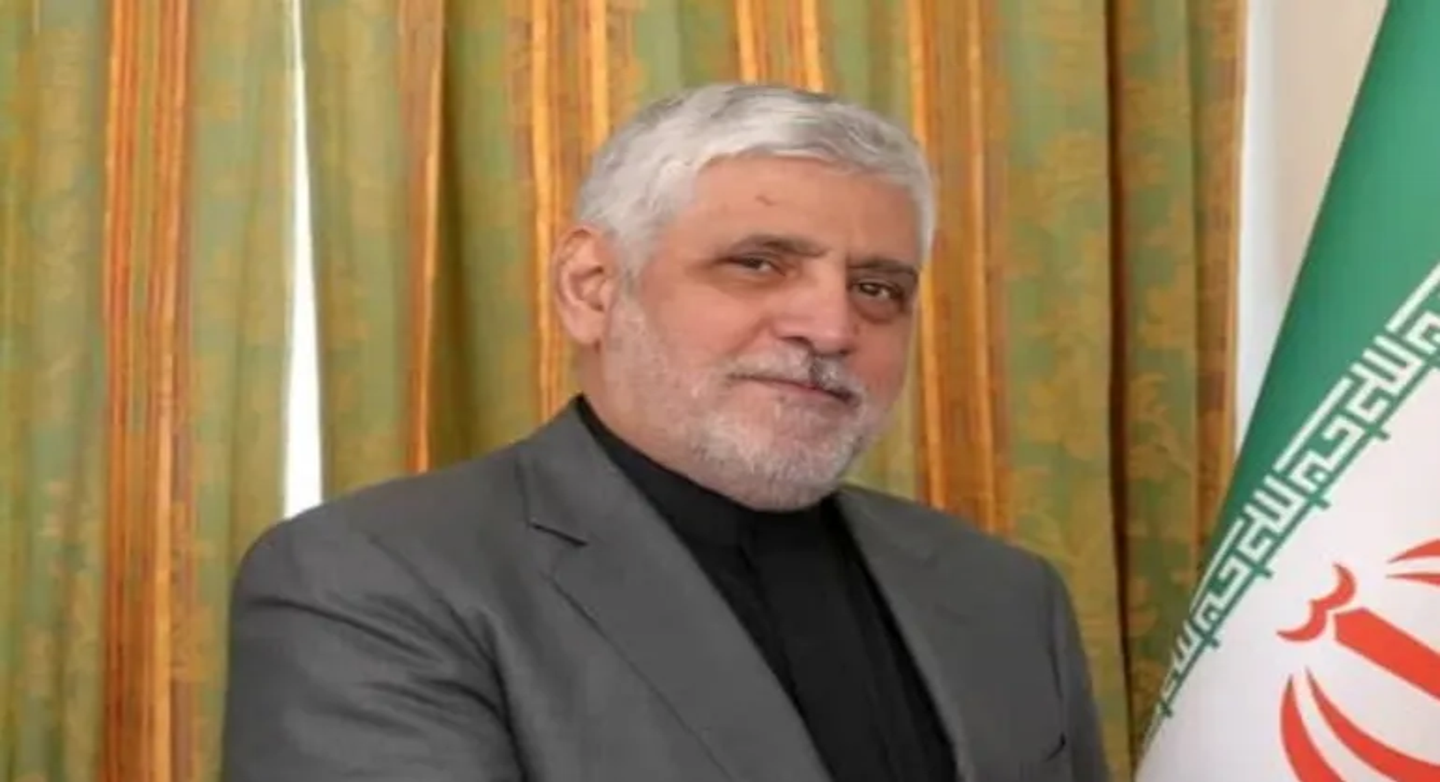 هذا الفيديو لا يظهر طرد السفير الإيراني وسحله في بيروت