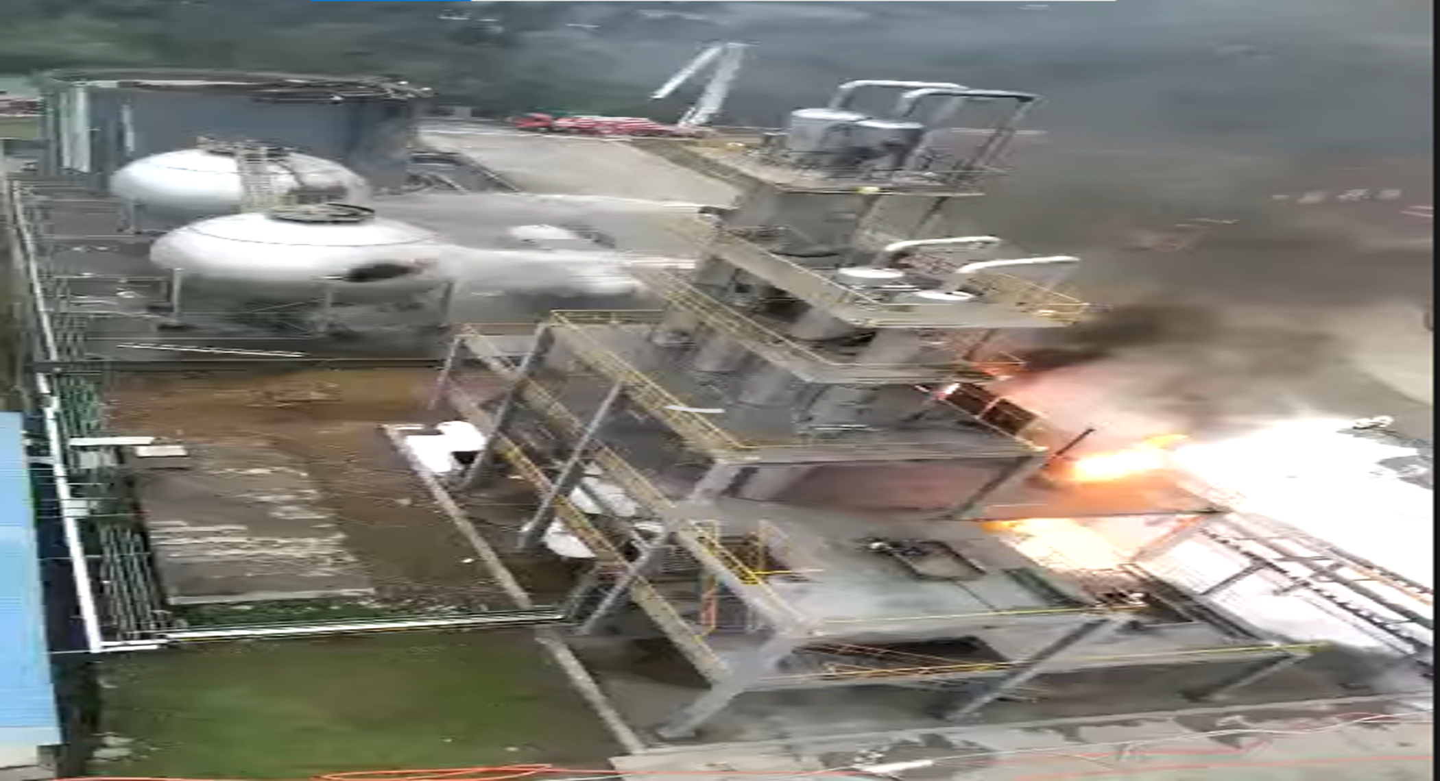 هذا الفيديو ليس لقصف محطة الكهرباء في حيفا بصاروخ باليستي إيراني