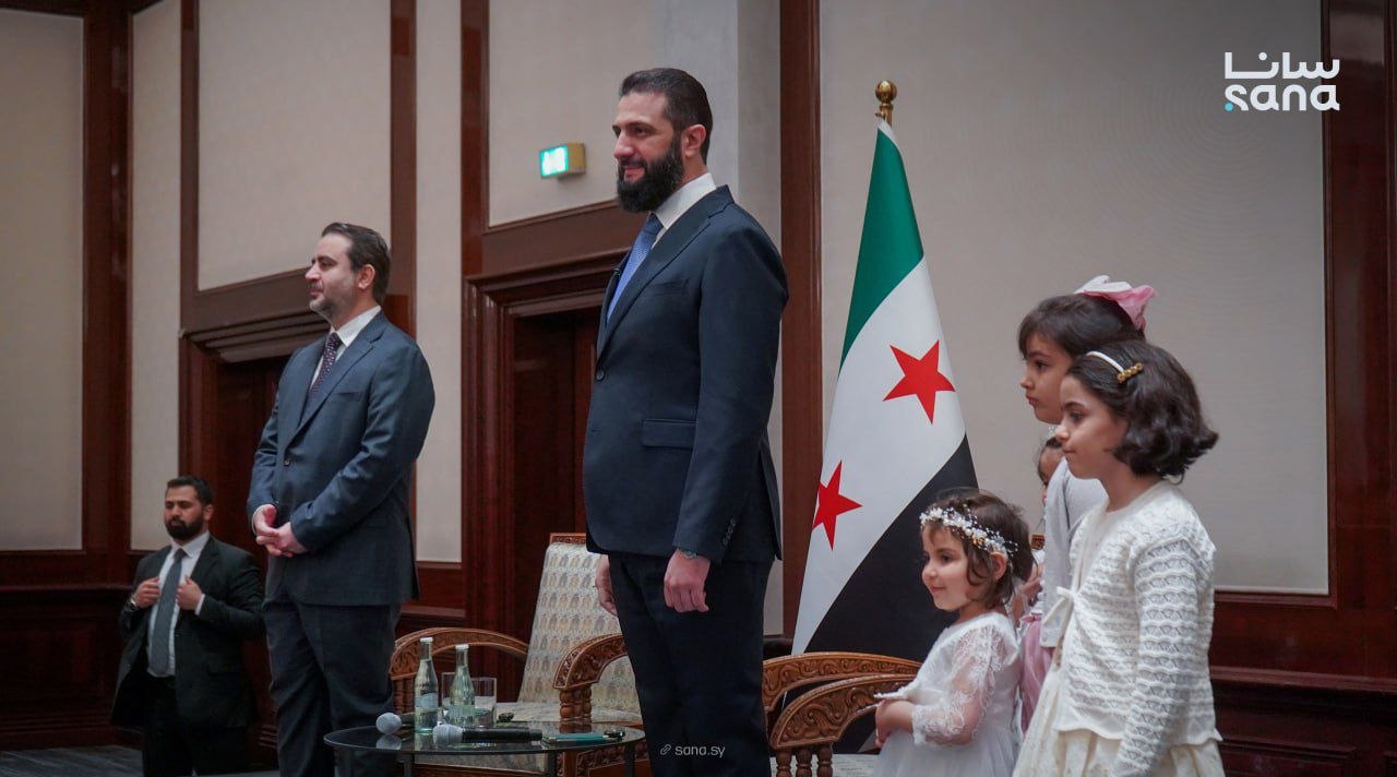 لا صحة لتصريحات منسوبة لصحفي ألماني حول شعبية أحمد الشرع في ألمانيا