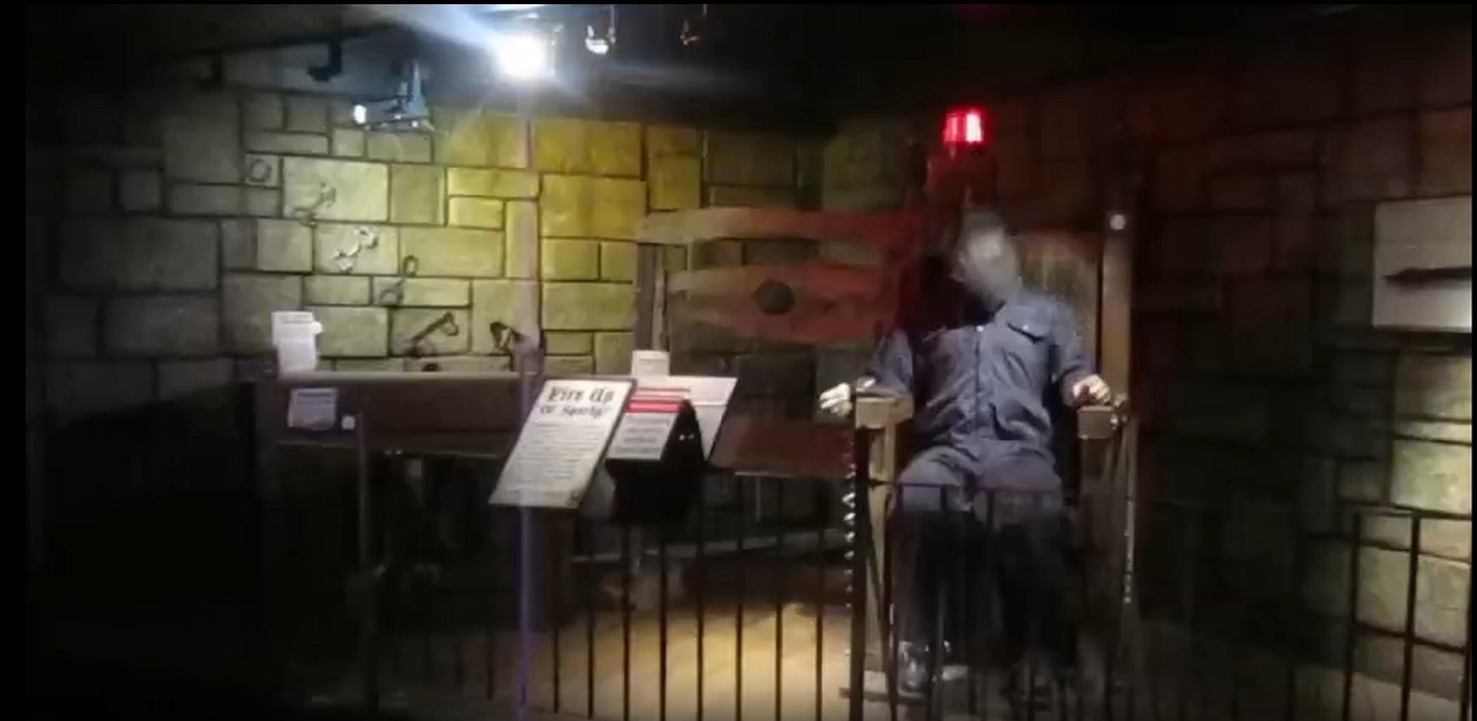 هذا الفيديو لا يوثق إعدام أول أسير من القسام صعقاً بالكهرباء بسجون إسرائيل