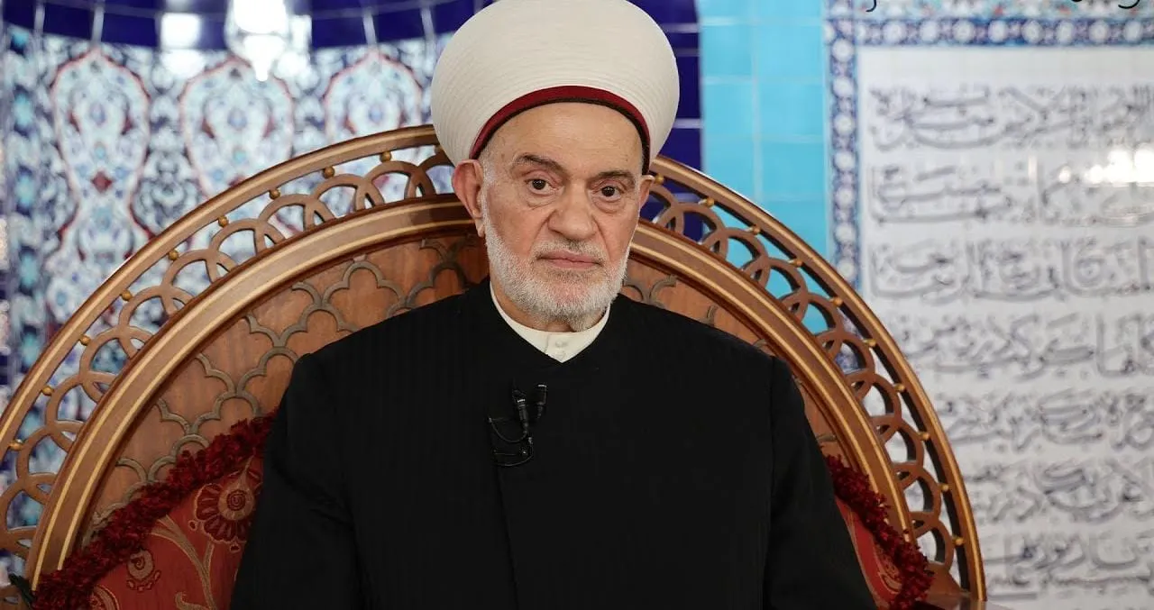 الأوقاف السورية تكف يد آل الفرفور من إدارة مجمع الفتح الإسلامي