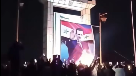 هل رفع أهالي درعا صورة بشار الأسد؟