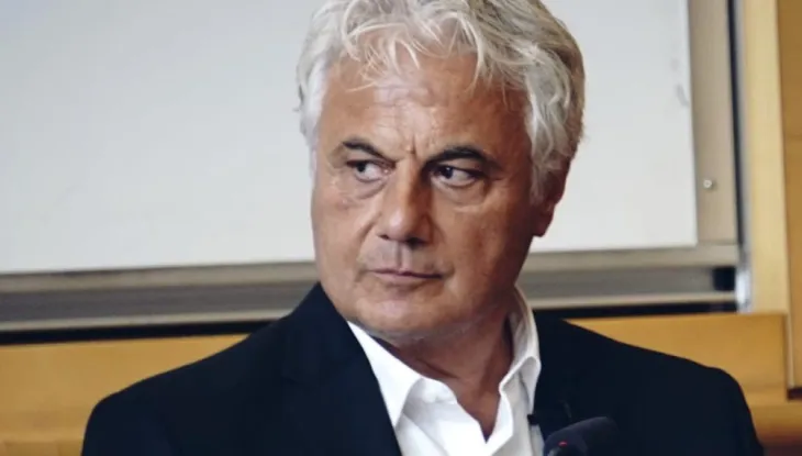 ما حقيقة اعتقال العميد المنشق مناف طلاس في باريس؟