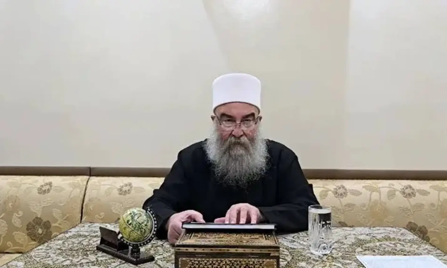 هل اشتكت مسؤولة أممية من "رائحة كريهة" خلال لقائها حكمت الهجري ؟