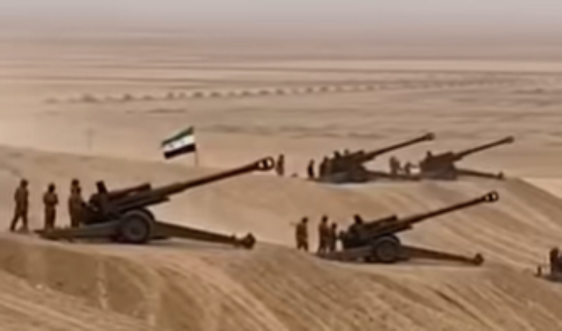 هل يوثق الفيديو تدريبات مدفعية للجيش السوري قرب الحدود اللبنانية؟ 
