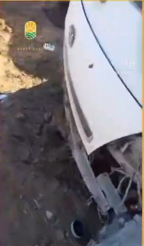 آثار طلقات نارية على المركبة