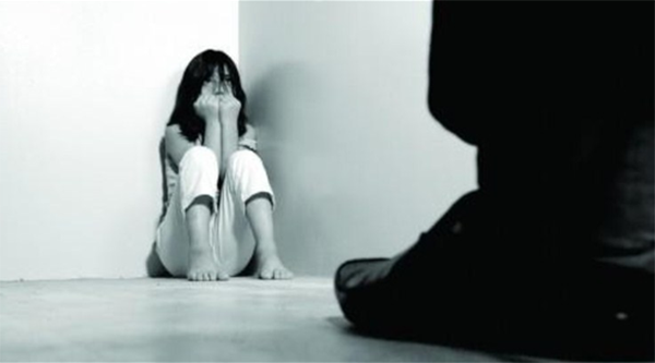 فيديو ملفق ينتشر تحت عنوان "سوري يعتدي جنسياً على طفلة في السعودية"