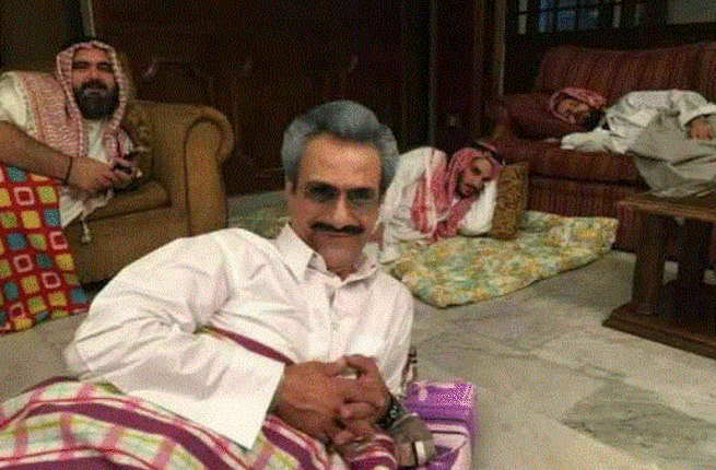 هذه الصورة ليست للوليد بن طلال