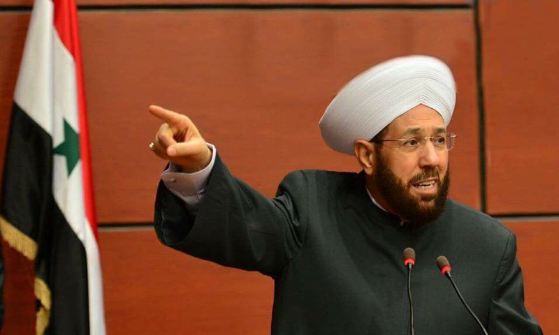 ما حقيقة ادعاء الحجز على أموال أحمد حسون؟