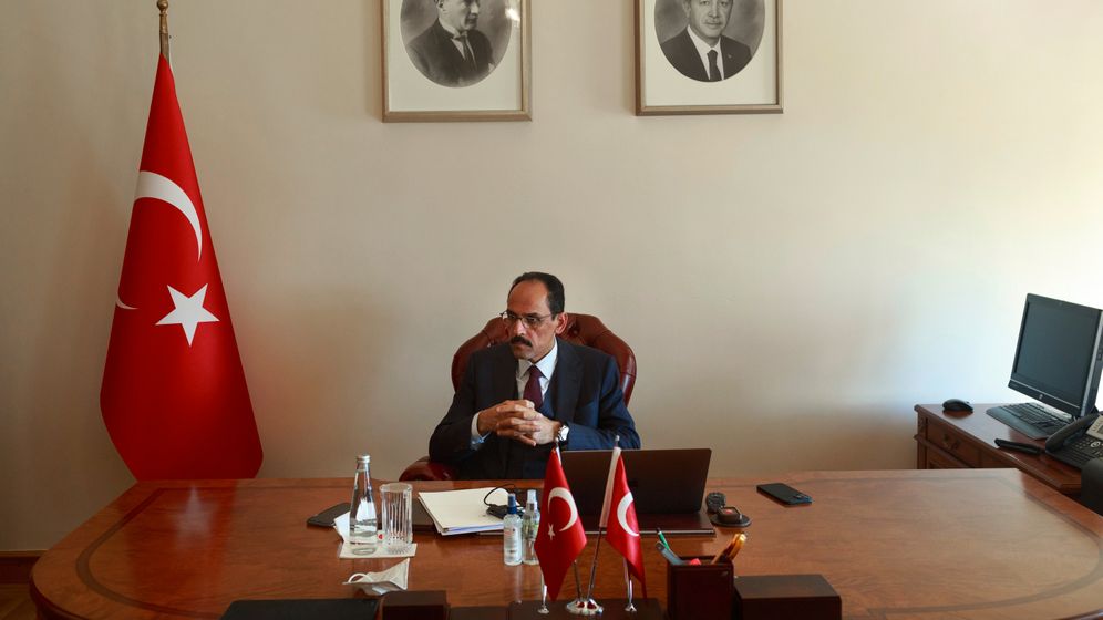 هل صرح المتحدث باسم الرئيس التركي بأن بقاء الأسد بات أمراً محتوماً وتركيا تعجز عن مواجهة "الجيش السوري"؟