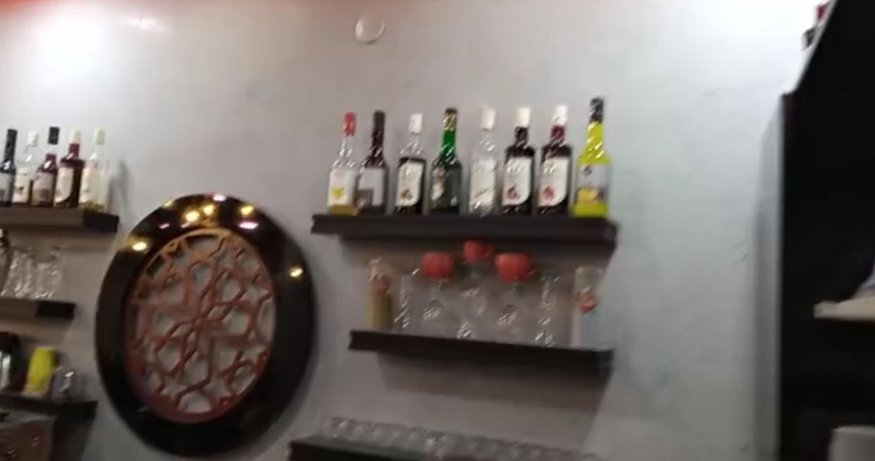 هل منح مطعم في عفرين رخصة رسمية لبيع المشروبات الروحية؟