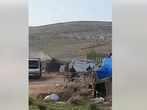 الفيديو قديم وليس لدخول سوريين إلى الأراضي اللبنانية عبر معابر غير شرعية