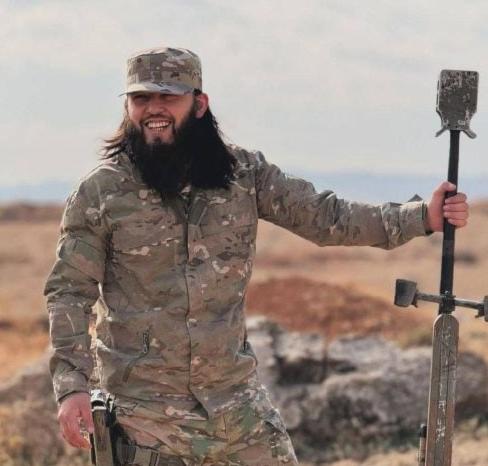 الصور لا تُظهر الشخص الذي قُتل في الغارة الأمريكية على إدلب مؤخرًا