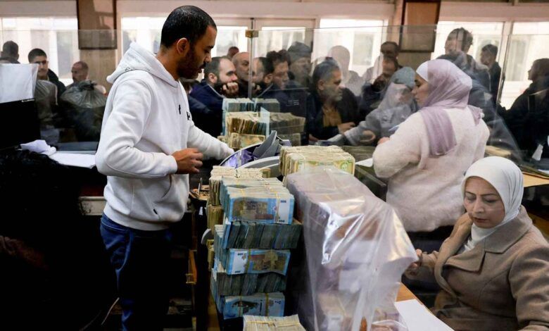 هل أعلن وزير المالية السوري عن زيادة في الأجور تبدأ مطلع تشرين الثاني 2025؟